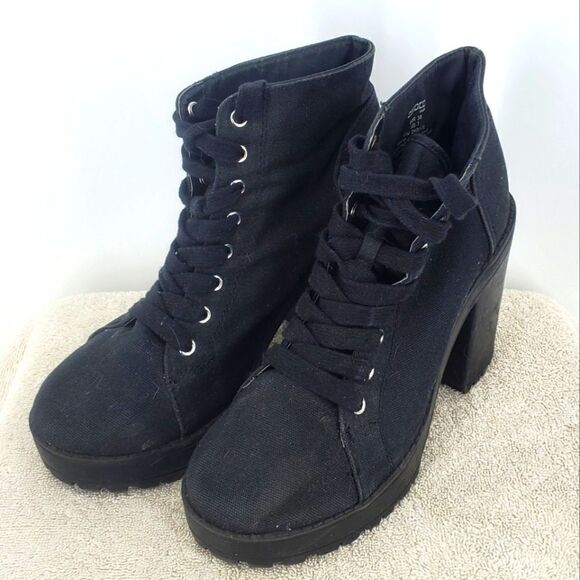 H&M Divided Y2K Platform Heel Lug Sole Canvas Lace Up Ankel Boots Size 7 - Picture 3 of 9